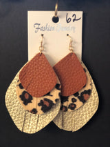 Earrings - $20 - Pink Peach Boutique
