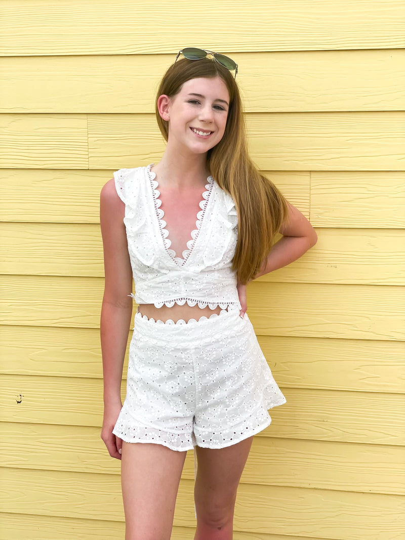 Embroidery Eyelet Shorts - Shop Amour Boutique